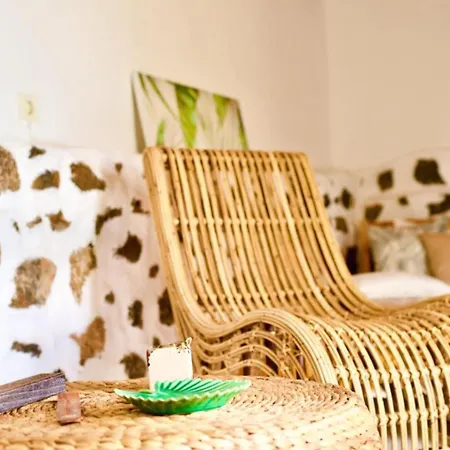 Apartment With Pool Garden And Open Roof Bathroom *