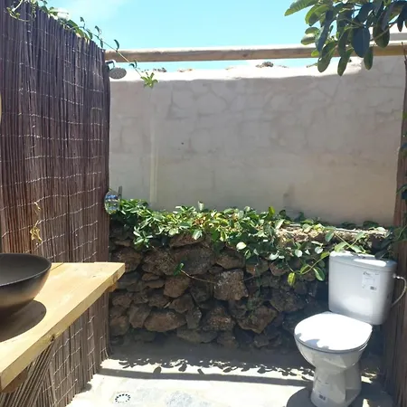 Apartment With Pool Garden And Open Roof Bathroom